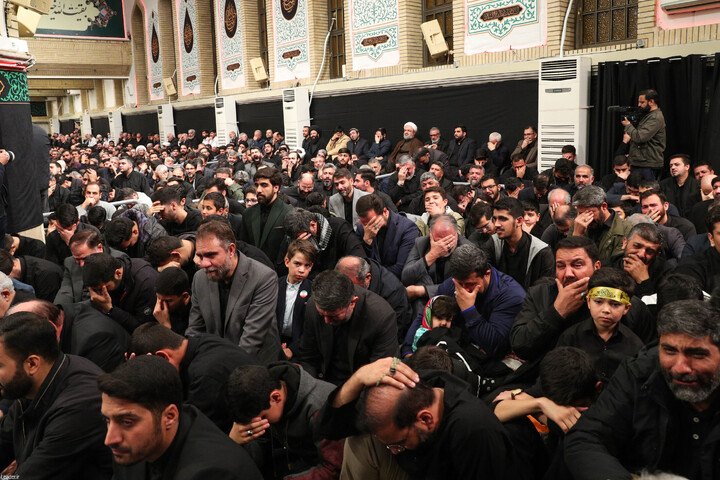 تصاویر/ مراسم عزاداری شام شهادت حضرت فاطمةالزهرا (سلام‌الله‌علیها) در حسینیه امام خمینی(ره)