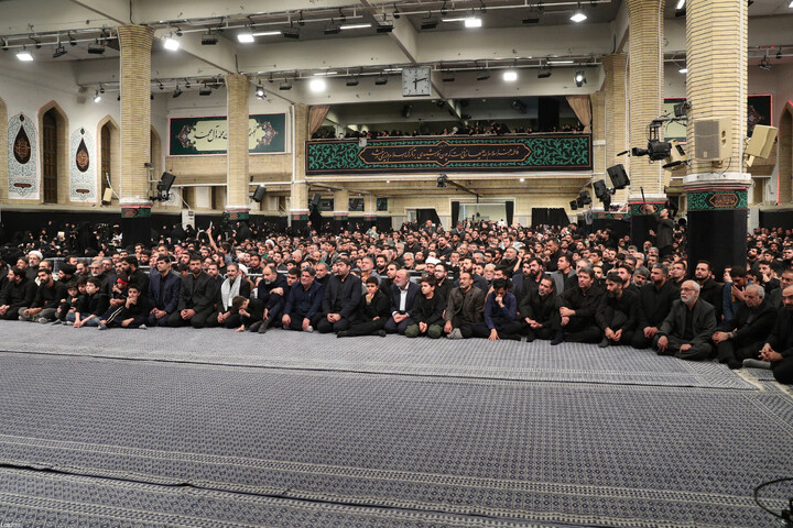 تصاویر/ مراسم عزاداری شام شهادت حضرت فاطمةالزهرا (سلام‌الله‌علیها) در حسینیه امام خمینی(ره)