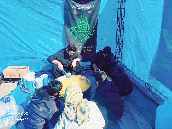 تصاویر / برپایی ایستگاه صلواتی در جازموریان