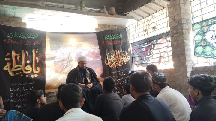 পশ্চিমবঙ্গ জুড়ে শ্রদ্ধা ও শোকের আবহে পালিত হল হজরত ফাতিমা জাহরা (সা.আ.)–এর শাহাদাত দিবস/ছবি