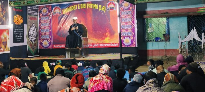 পশ্চিমবঙ্গ জুড়ে শ্রদ্ধা ও শোকের আবহে পালিত হল হজরত ফাতিমা জাহরা (সা.আ.)–এর শাহাদাত দিবস/ছবি