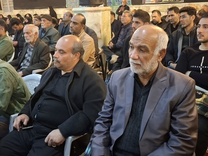 تصاویر/ مراسم عزاداری شام شهادت حضرت فاطمة الزهرا(س)در هیئت علی اصغری آران و بیدگل