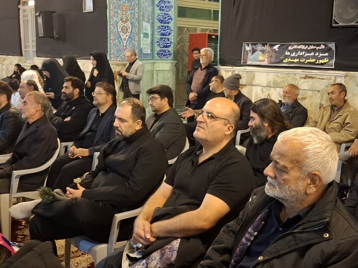 تصاویر/ مراسم عزاداری شام شهادت حضرت فاطمة الزهرا(س)در هیئت علی اصغری آران و بیدگل