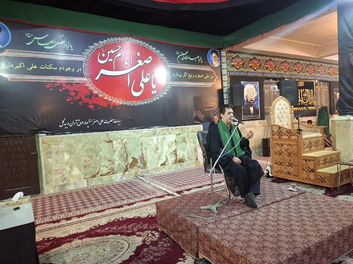 تصاویر/ مراسم عزاداری شام شهادت حضرت فاطمة الزهرا(س)در هیئت علی اصغری آران و بیدگل