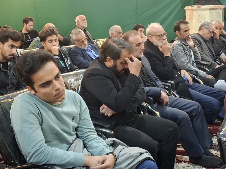 تصاویر/ مراسم عزاداری شام شهادت حضرت فاطمة الزهرا(س)در هیئت علی اصغری آران و بیدگل