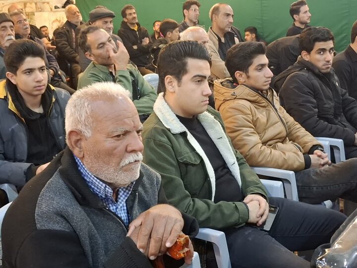 تصاویر/ مراسم عزاداری شام شهادت حضرت فاطمة الزهرا(س)در هیئت علی اصغری آران و بیدگل