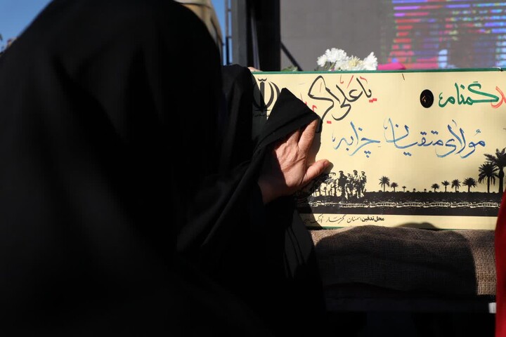 تصاویر/ آیین تشییع پیکر مطهر ۸ شهید گمنام دفاع مقدس در سمنان