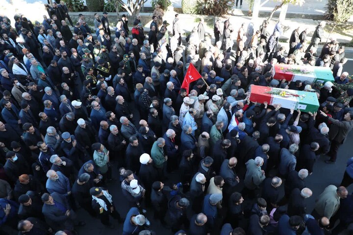 تصاویر/ آیین تشییع پیکر مطهر ۸ شهید گمنام دفاع مقدس در سمنان