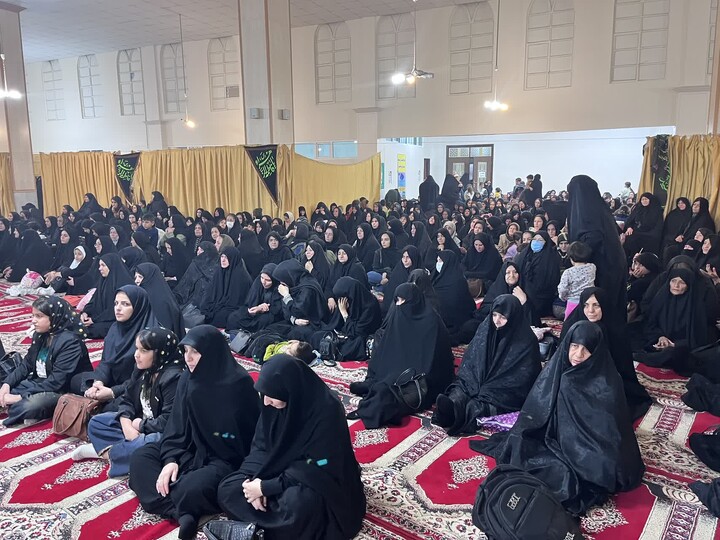 تصاویر /  مراسم عزاداری شام ‌غریبان حضرت فاطمه زهرا (س) در هادیشهر