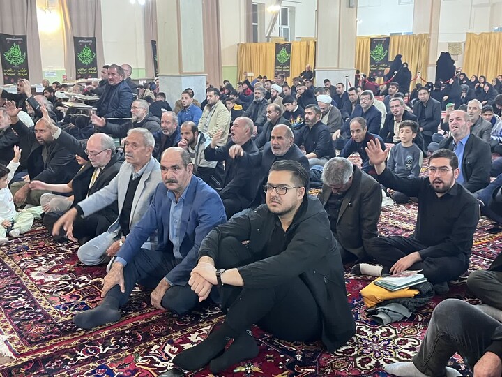 تصاویر /  مراسم عزاداری شام ‌غریبان حضرت فاطمه زهرا (س) در هادیشهر