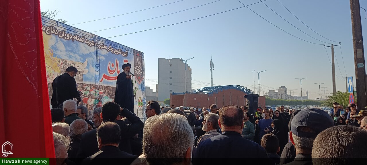 تشییع هشت شهید تازه‌ شناسایی‌شده دفاع مقدس در اهواز