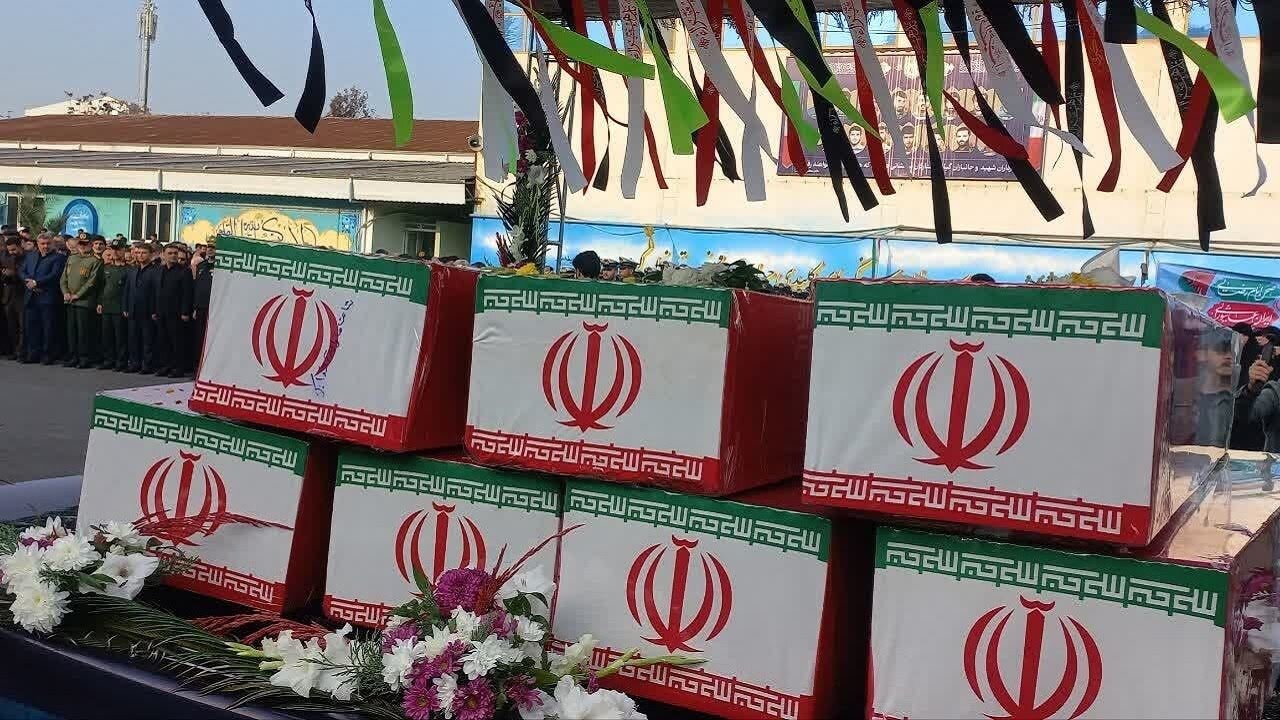 حال‌وهوای فاطمی رشت در آیین تشییع شهدای گمنام+عکس