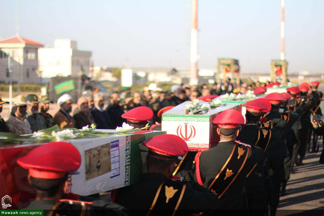 تصاویر| تشییع شش شهید گمنام در بیرجند