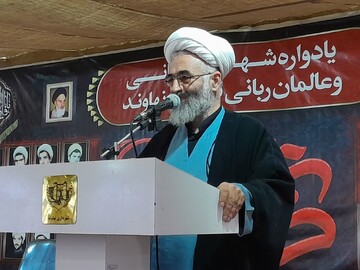 تقدیم بیش از چهارهزار روحانی شهید در دفاع از اسلام و انقلاب