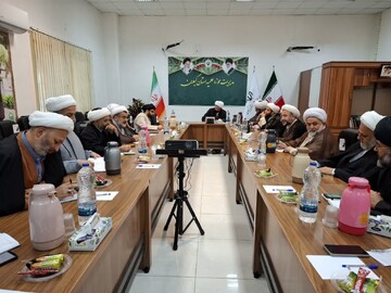 نشست مدیران مدارس و معاونین استانی در مدیریت حوزه علمیه گیلان برگزار شد