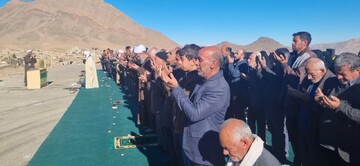 فیلم | نماز باران  در بزرک کاشان