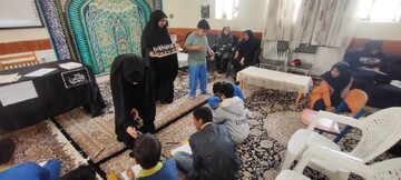 تصاویر/ فعالیت دو مبلغ مدرسه علمیه فاطمه الزهرا(س) کشکوئیه در ایام‌ فاطمیه