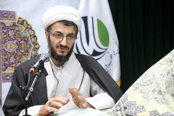 آثار پژوهشی در قفسه‌ها نمانند / پیشتازی حوزه علمیه در مطالعات اجتماعی اسلامی