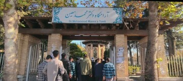 طلاب مدرسه جلالیه با آثار و میراث علمی دکتر معین آشنا شدند+عکس