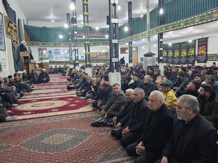 تصاویر/مراسم عزاداری شهادت حضرت فاطمه‌ (س) در روستای چغورقشلاق شهرستان  بیجار