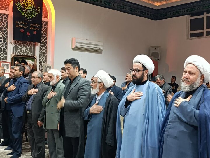 تصاویر/ شرکت امام جمعه آران و بیدگل درمراسم های سوگواری شهادت حضرت فاطمه زهرا (س)