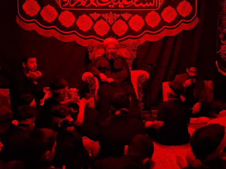 تصاویر/ شرکت امام جمعه آران و بیدگل درمراسم های سوگواری شهادت حضرت فاطمه زهرا (س)