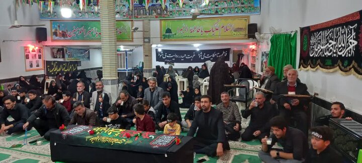 تصاویر/ شرکت امام جمعه آران و بیدگل درمراسم های سوگواری شهادت حضرت فاطمه زهرا (س)