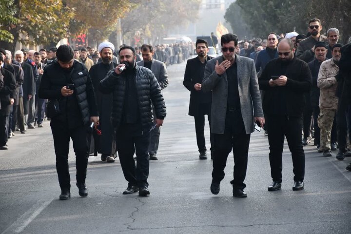 تصاویر / عزاداری خیابانی مردم شهرستان خوی در سالروز شهادت حضرت زهرا (س)