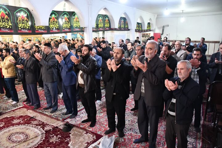 تصاویر/ اقامه نماز طلب باران در شهرستان خوی