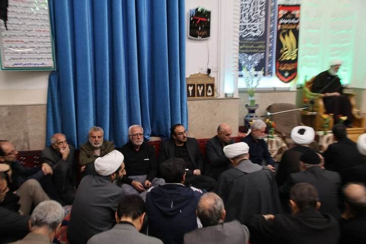 تصاویر / روضه شهادت حضرت زهرا(س) دفتر امام جمعه همدان