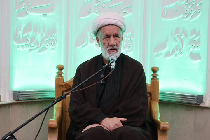 تصاویر / روضه شهادت حضرت زهرا(س) دفتر امام جمعه همدان