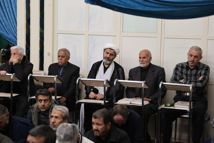 تصاویر / روضه شهادت حضرت زهرا(س) دفتر امام جمعه همدان