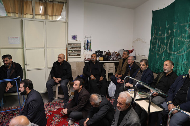 تصاویر / روضه شهادت حضرت زهرا(س) دفتر امام جمعه همدان