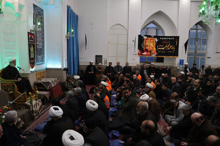 تصاویر / روضه شهادت حضرت زهرا(س) دفتر امام جمعه همدان