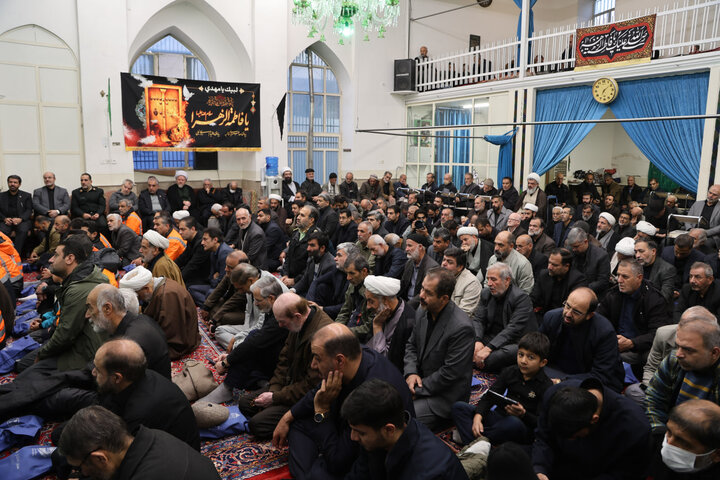 تصاویر / روضه شهادت حضرت زهرا(س) دفتر امام جمعه همدان