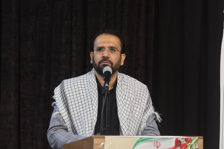 تصاویر / دیدار بسجیان همدانی با نماینده ولی فقیه در استان