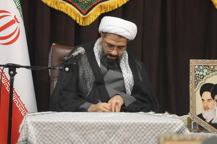 تصاویر / دیدار بسجیان همدانی با نماینده ولی فقیه در استان