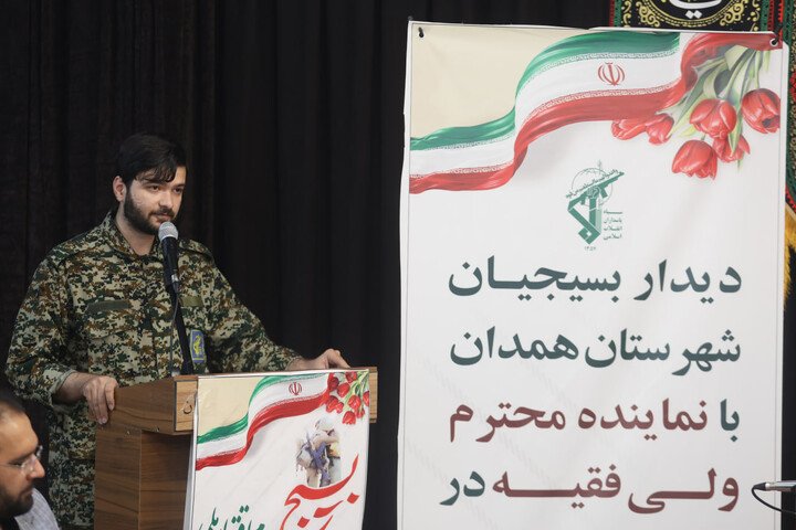 تصاویر / دیدار بسجیان همدانی با نماینده ولی فقیه در استان