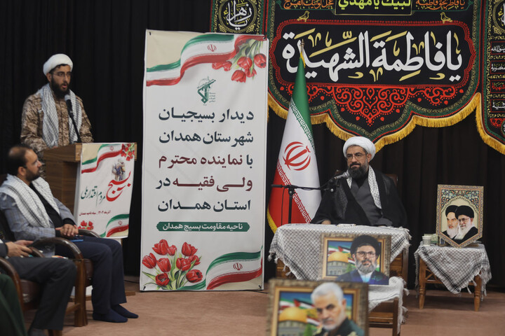 تصاویر / دیدار بسجیان همدانی با نماینده ولی فقیه در استان