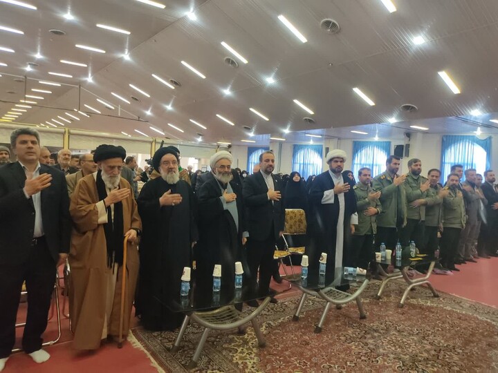 تصاویر / مراسم یادواره شهدای روحانی و بزرگداشت علمای ربانی شهرستان نهاوند