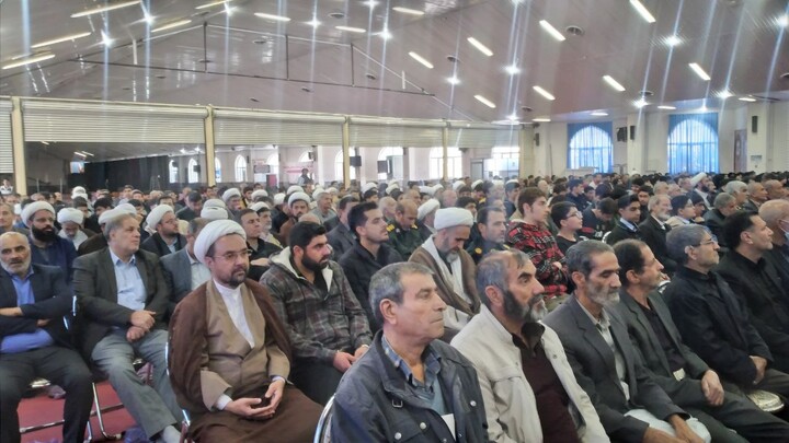 تصاویر / مراسم یادواره شهدای روحانی و بزرگداشت علمای ربانی شهرستان نهاوند