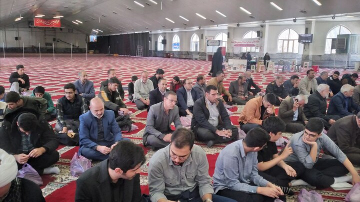 تصاویر / مراسم یادواره شهدای روحانی و بزرگداشت علمای ربانی شهرستان نهاوند