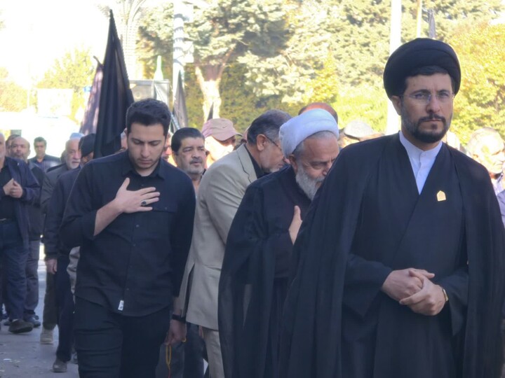 تصاویر /  دسته عزاداری مردم شهرستان تویسرکان در سوگ حضرت فاطمه زهرا سلام الله علیها