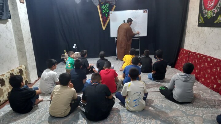 تصاویر/فعالیت طلاب و روحانیون مدرسه علمیه ولی عصر(عج)‌اهواز در ایام فاطمیه