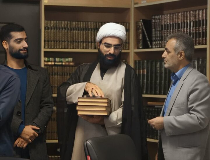 حضور علمی اساتید و طلاب حوزه جلالیه در کتابخانه عمومی اهل‌بیت(ع)