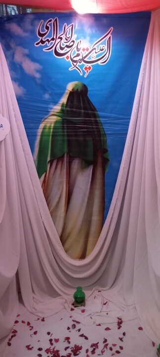 تصاویر/ نمایشگاه یاس کبود در مدرسه علمیه خواهران کنگان