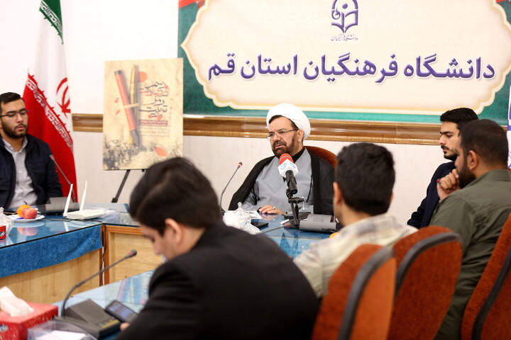 تصاویر/ نشست خبری اولین اجلاسیه شهدای دانشجومعلم استان قم