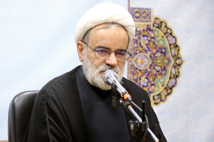 تصاویر/ آیین رونمایی از کتاب «اولویت‌های پژوهشی مطالعات اجتماعی اسلامی»