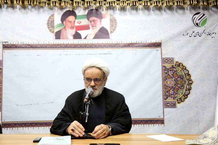 تصاویر/ آیین رونمایی از کتاب «اولویت‌های پژوهشی مطالعات اجتماعی اسلامی»