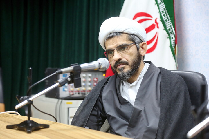 تصاویر/ آیین رونمایی از کتاب «اولویت‌های پژوهشی مطالعات اجتماعی اسلامی»